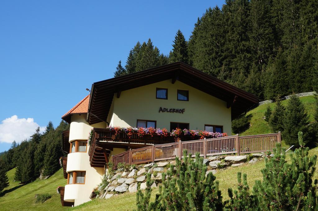 Апартаменты Adlerhof Санкт-Леонхард-им-Пицталь Экстерьер фото
