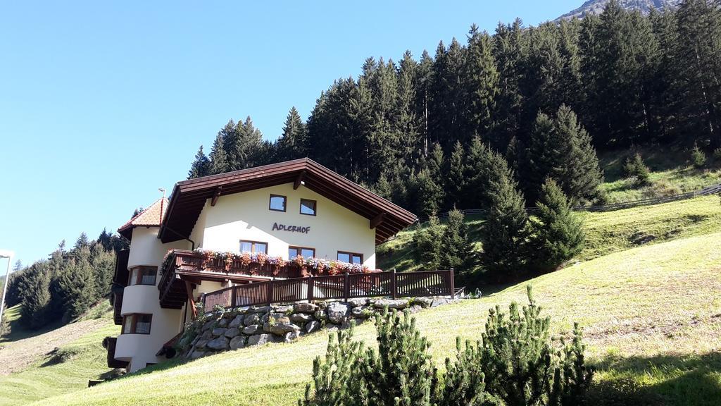 Апартаменты Adlerhof Санкт-Леонхард-им-Пицталь Экстерьер фото
